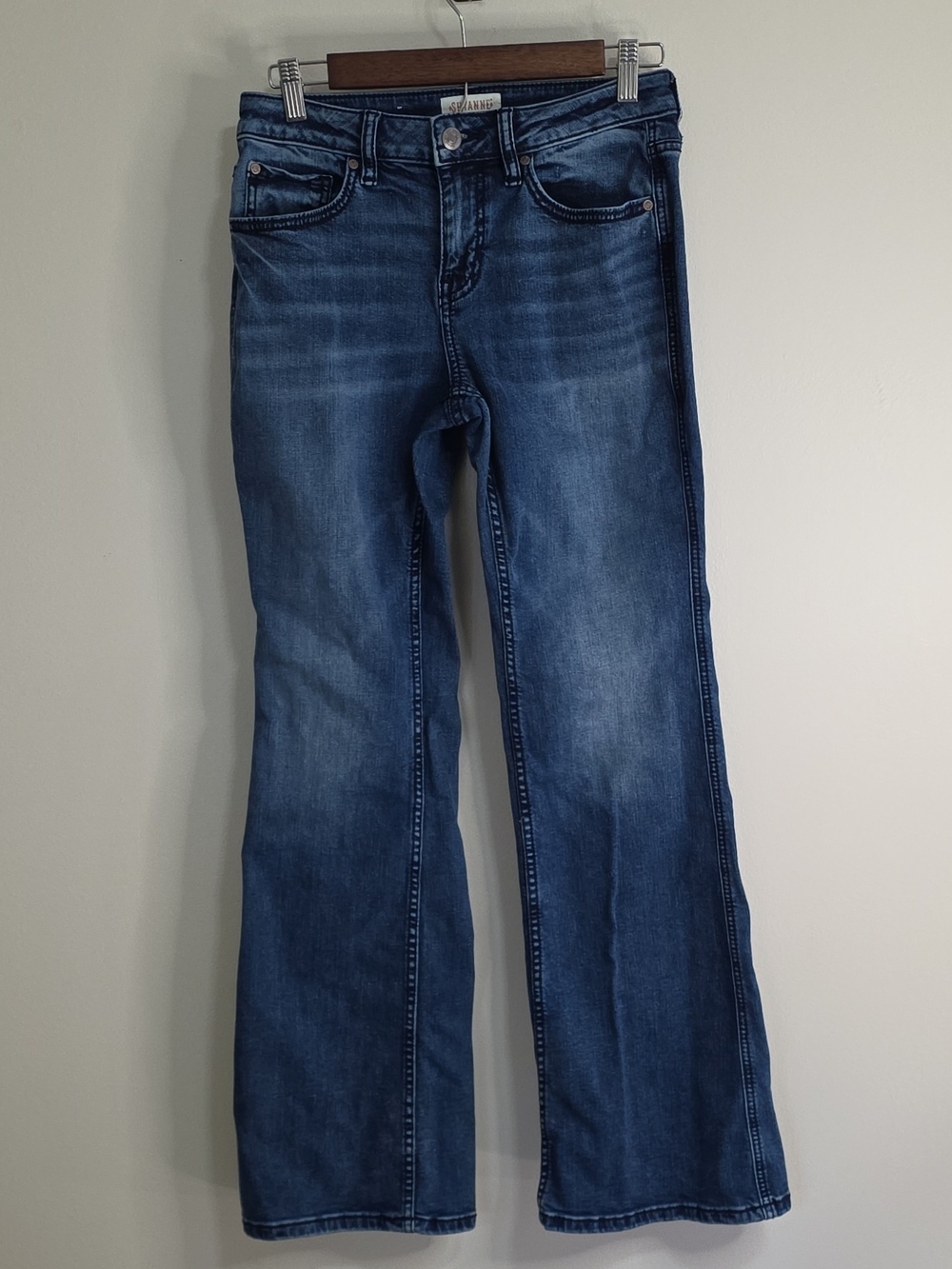 Shyanne Women's Bootcut Dark Blue Medium Wash Jeans 29×30